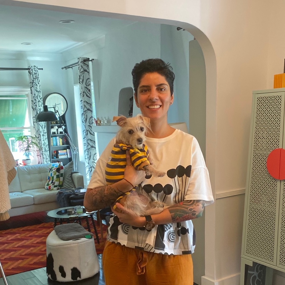 Meet your Posher, Oya